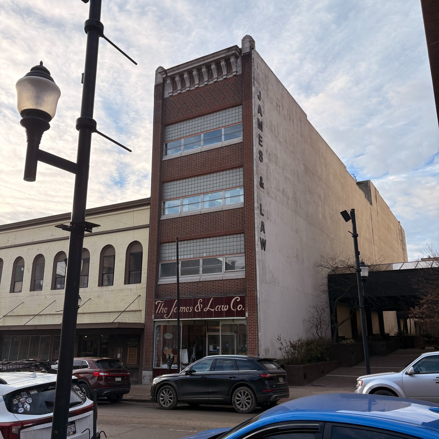 New Art Gallery opens in Downtown Clarksburg